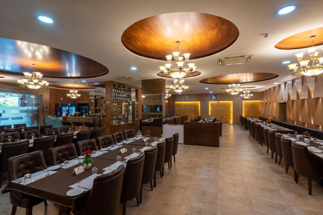 Jalashray Resort Nadiād Extérieur photo
