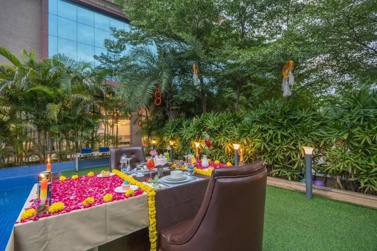 Jalashray Resort Nadiād Extérieur photo